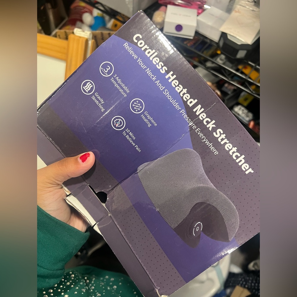 Cordless Heated Neck Stretcher